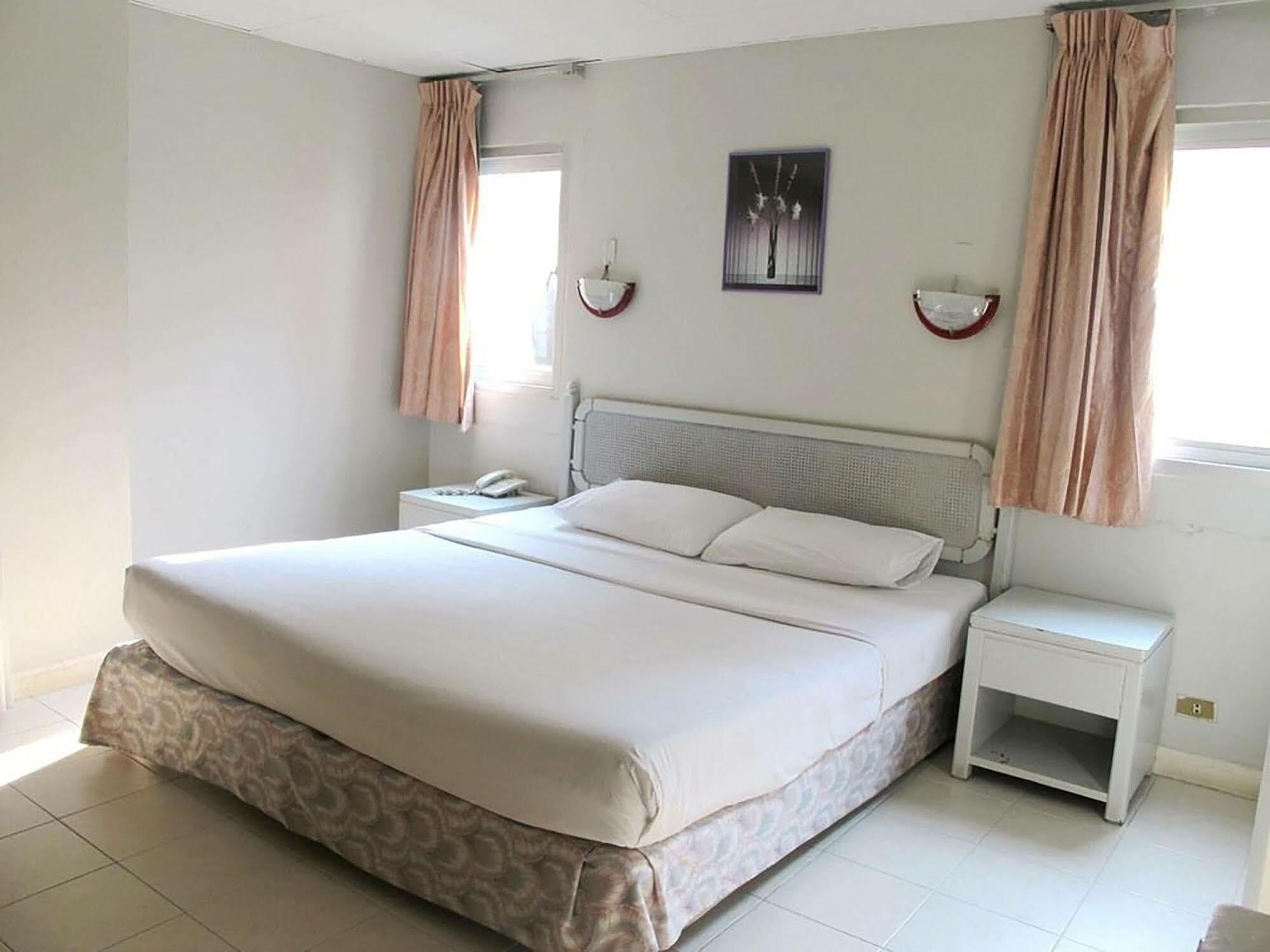 Diamond Beach Hotel Pattaya Eksteriør billede