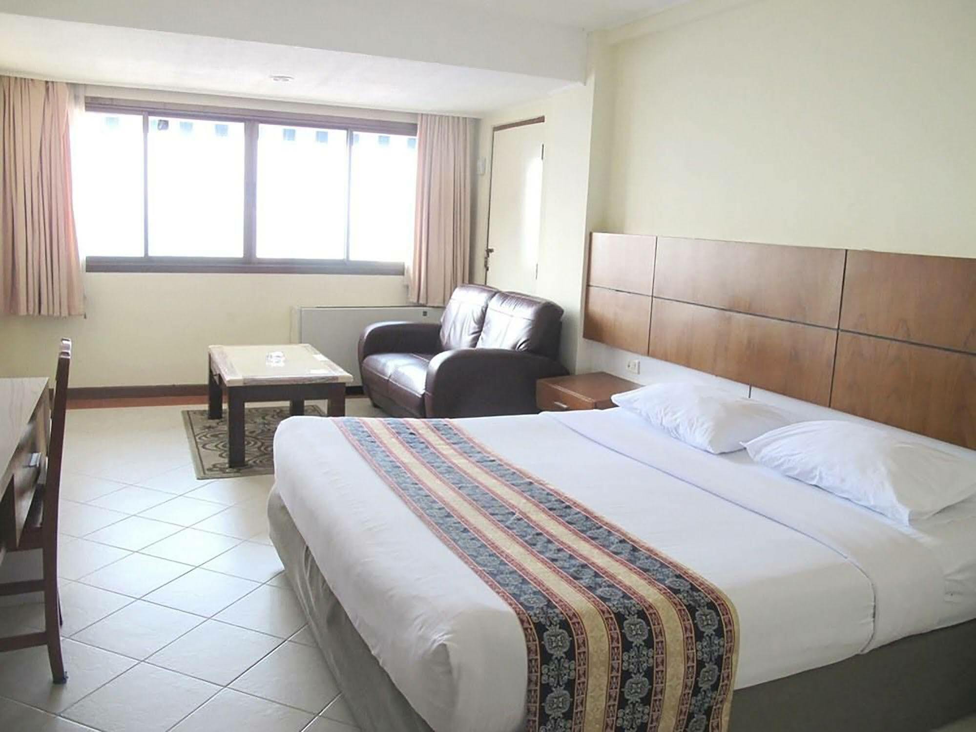 Diamond Beach Hotel Pattaya Eksteriør billede