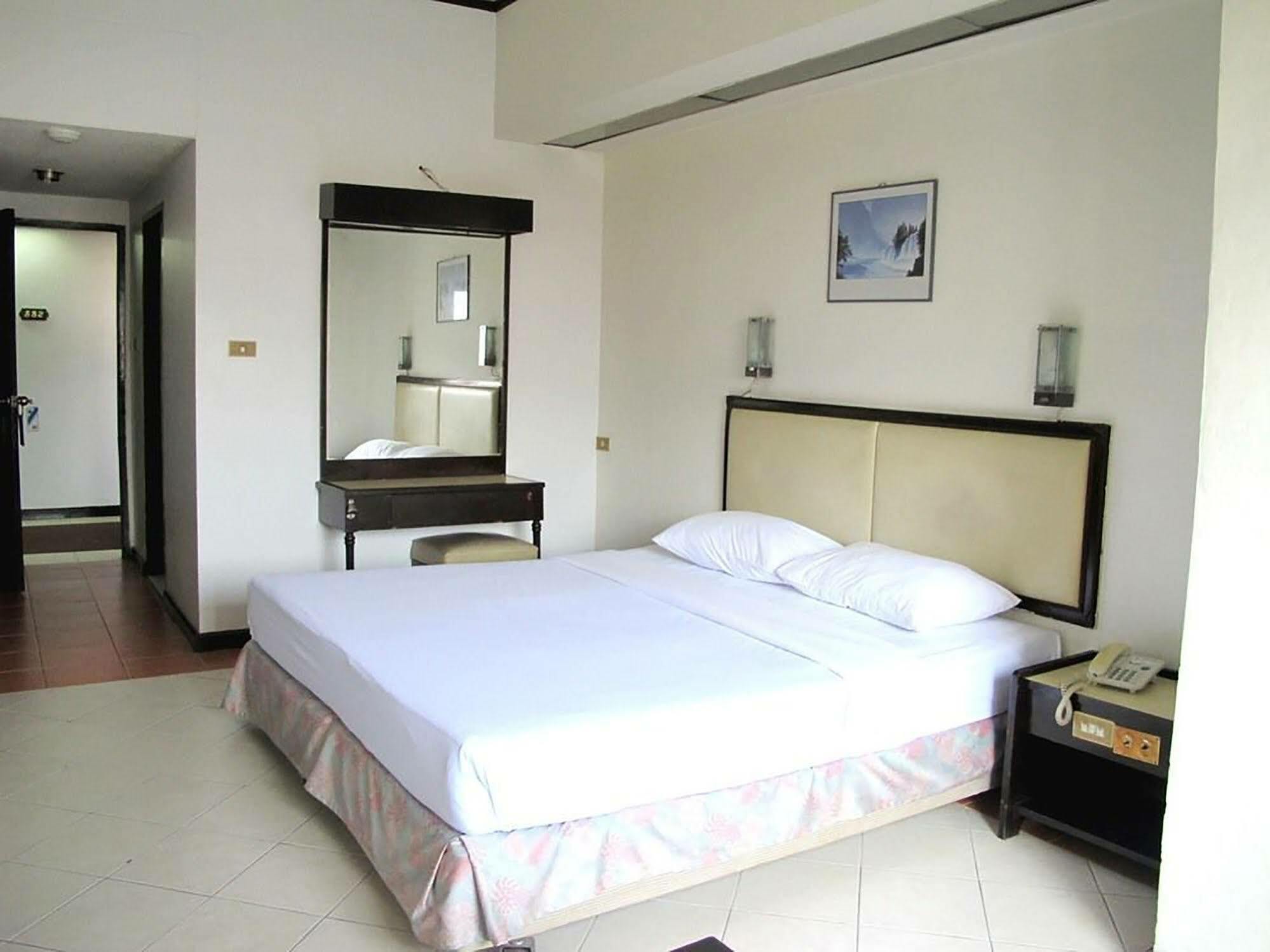 Diamond Beach Hotel Pattaya Eksteriør billede